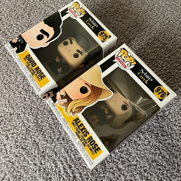 David and Alexis Rose Funko Pop - Picture 2 of 16